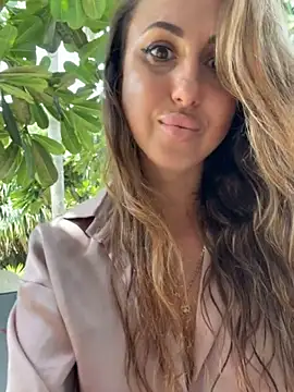 Chat ao vivo de Bella-Grace