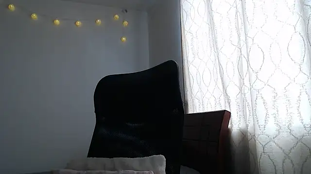 nalafoster Adlı Modelin Canlı Sohbet Odası