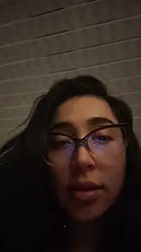 Sala de chat en directo de Elowyn