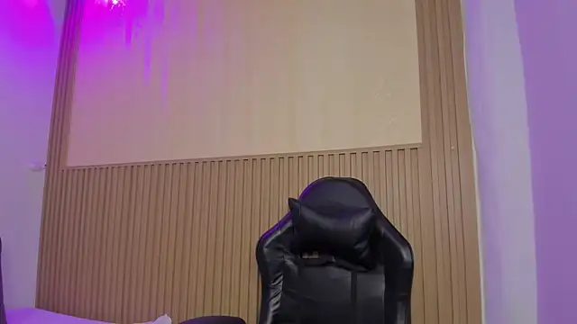 sharonscoth Live Chatraum