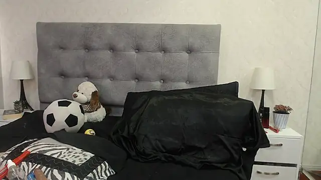 Živá chatovací místnost ScarlettGreen_