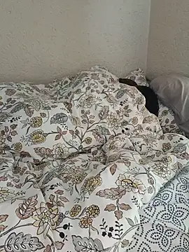 Bootylioustits Cameră chat live