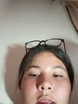 Daika_Rodriguez Adlı Modelin Canlı Sohbet Odası