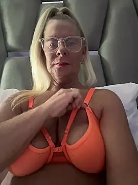 Sala de chat ao vivo de Busty_BlondeX