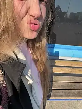 bambi_lu's Live Sex Cam Show