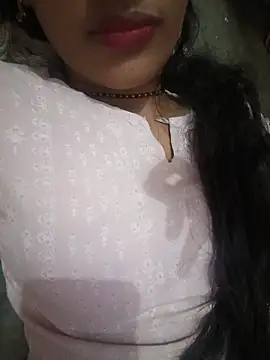 Eshwari_Chopra чат на живо