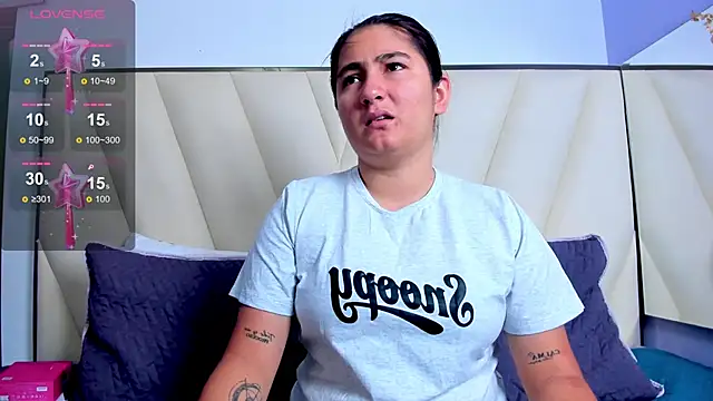 Katha03_ – Naživo XXX chat