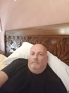 عرض كام Alexis_Bull الجنسي المباشر
