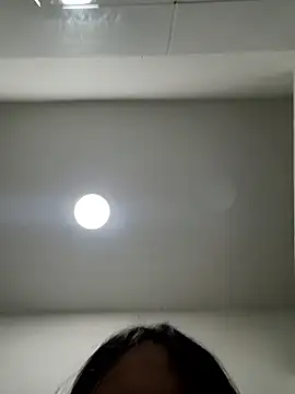 Yuli_x97 Live Chatraum