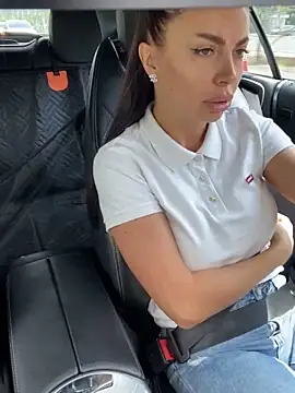 Anna_Nobel élő chatszobája