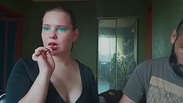 SweetPiggyx Cameră chat live