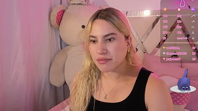 Živá chatovací místnost saaya_tay