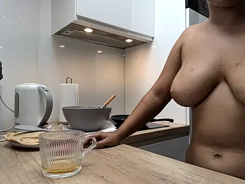 MoonlitLust Cameră chat live