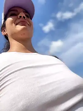 Chat soba uživo modela MeekyRich