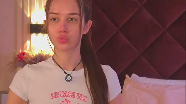 StacyHarland Adlı Modelin Canlı Sohbet Odası