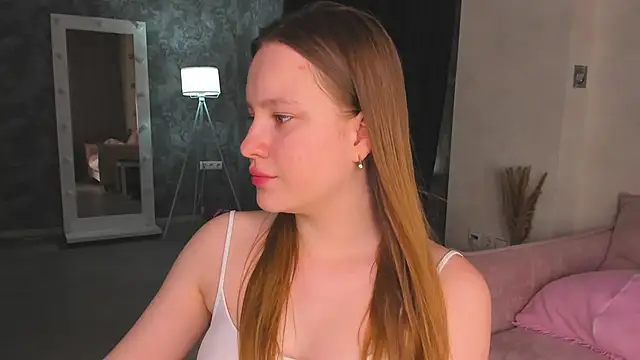 Chat soba uživo modela Candy_Cansew
