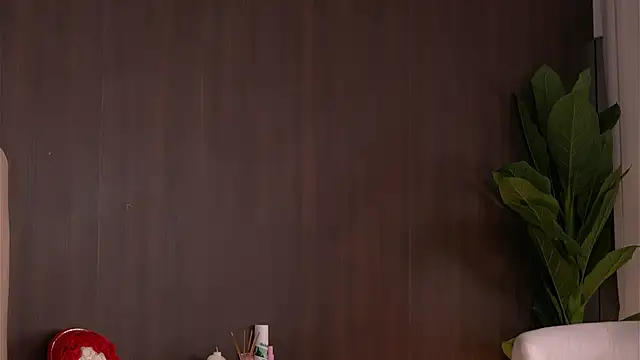 חדר צ'אט בשידור חי של ChloeDevine