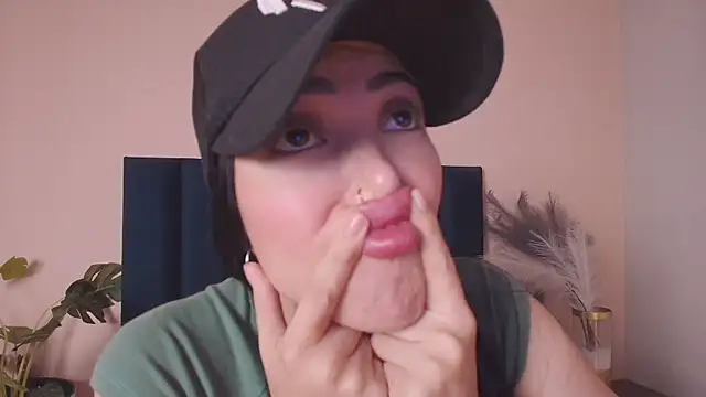 غرفة دردشة AbbieJoness_ المباشرة