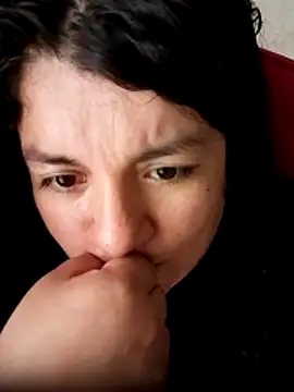 חדר צ'אט בשידור חי של mystery_psique