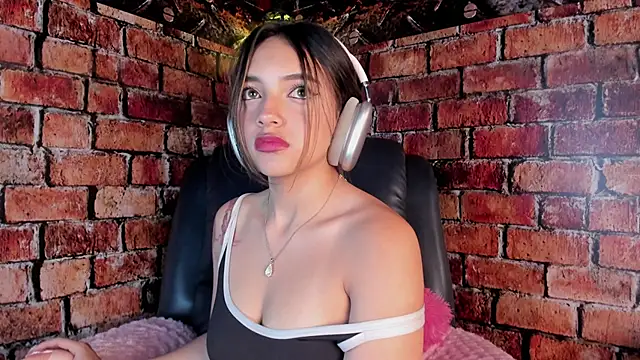 Victoriaa2_Doll live-chat rom