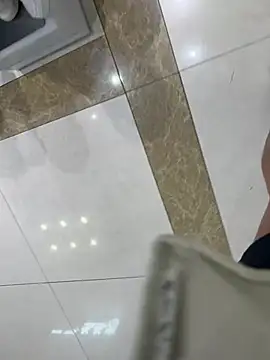 yimisun01 现场聊天室