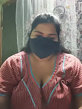 Chat ao vivo de Liyaa_24