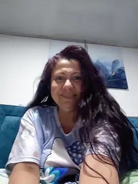 EmmaJhomson's Live Chat Room