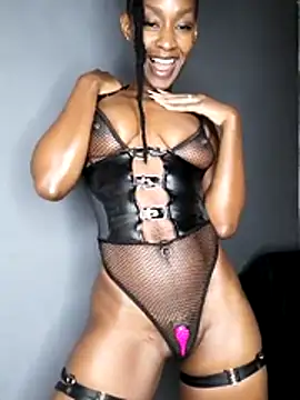 חדר צ'אט בשידור חי של chocolatehotwife