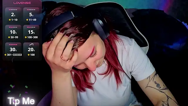 Živá chatovací místnost Mini_Lady1