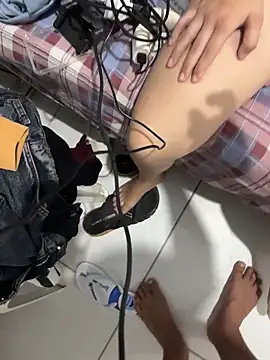 Phòng Chat Trực Tiếp Angel_Stud