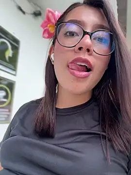 sara_calderonn Live chat-huone