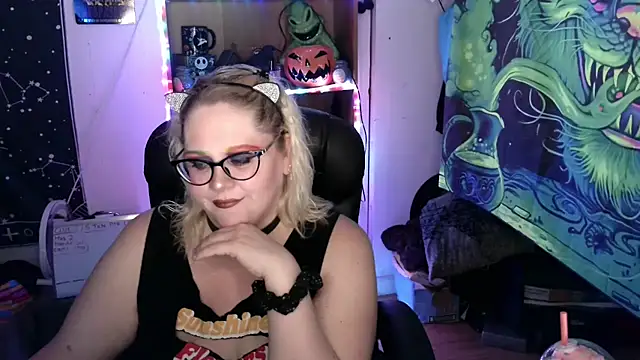 Chatroom en direct de Kinky_Witch