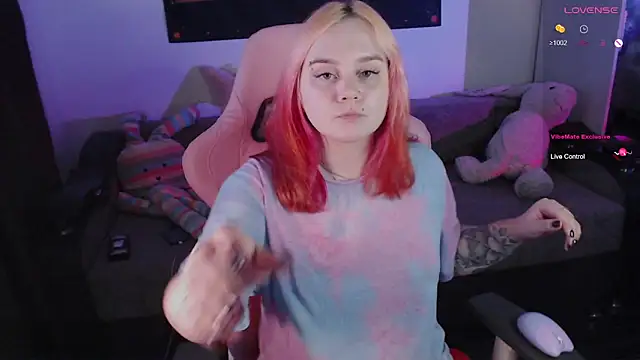 lunaalli élő chatszobája