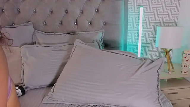 Chat soba uživo modela Evaa_Lunna_