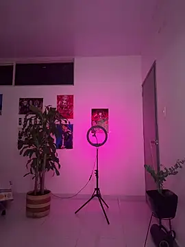 Sala de chat en directo de 18_salo