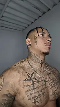 غرفة دردشة David_tatto1 المباشرة