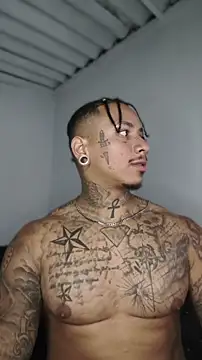 Pokój czatu na żywo – David_tatto1