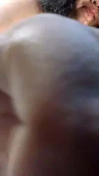 غرفة دردشة SelenaKayle المباشرة