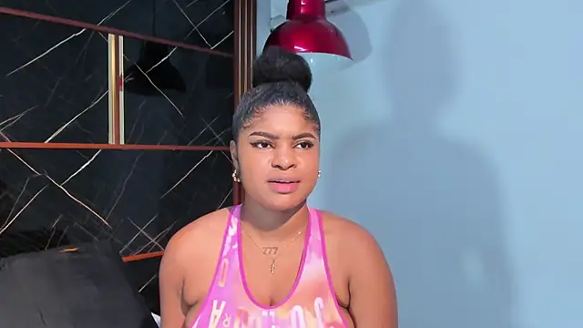 HannyThompson Cameră chat live