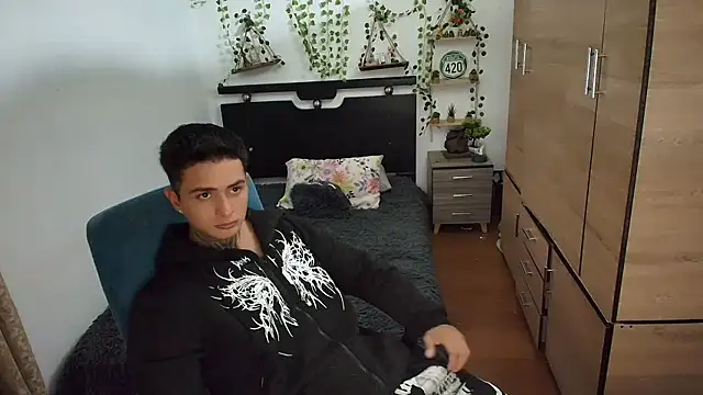 santii_ss Videochat live
