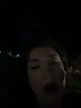 Chat ao vivo de ScarletBloom_