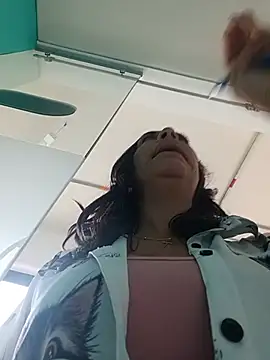 _Kamy_Hot 现场聊天室