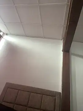 EmilyNoir1 실시간 채팅방
