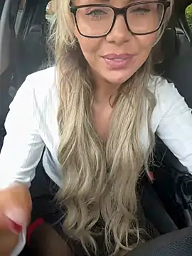 MrsJasminDoll – live chatrum