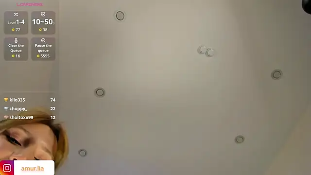 חדר צ'אט בשידור חי של liamure