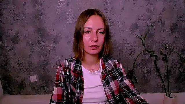 غرفة دردشة Peggy_f_ المباشرة