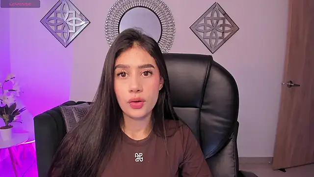 miranda_crawfor's Live Chat Room