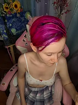 Živá chatovací místnost Fuzzy_Unicorn