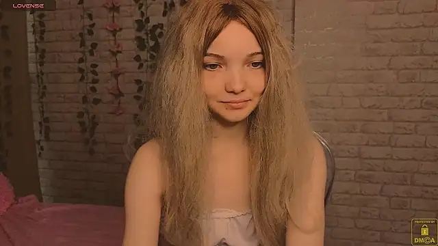 Živá chatovací místnost AnimeAlica18
