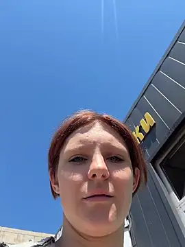 MiraReach Live Chatraum